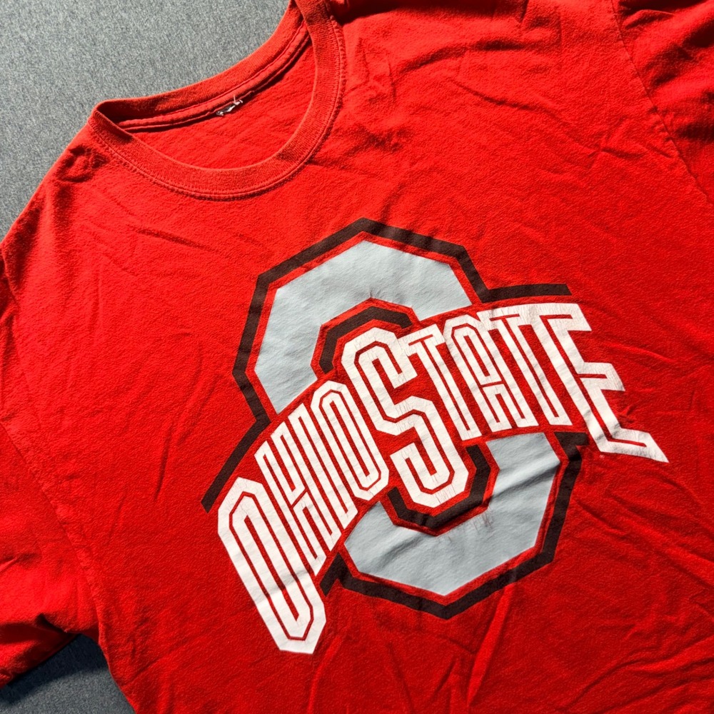 Ohio State Buckeyes T-Shirt Mens Large Red Short Sleeve NCAA Fan Gear Graphic T